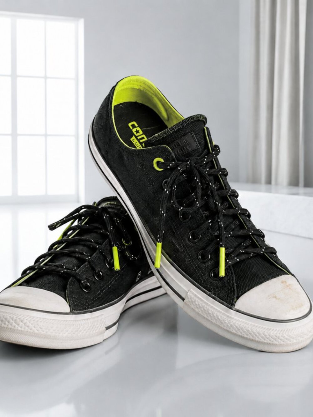 Converse Chuck Taylor All Star 2 Black Volt Lunarlon Sneakers Kids Size 5